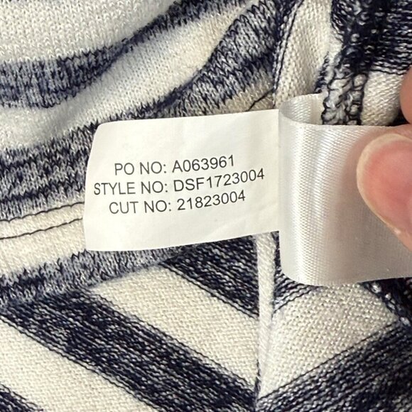 Market & Spruce T-Shit Dress Womens Sz XS Blue/White Striped SS Crew Neck Mini - Picture 10 of 10